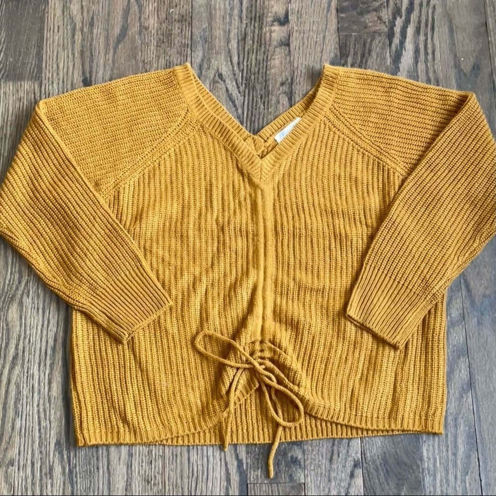 Full Circle Trends Mustard Ribbed Lace Up Sweater • size 2X